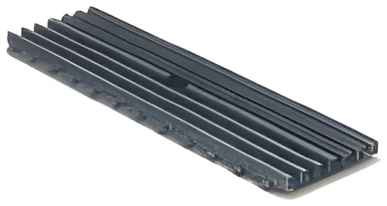 Kaliojo ketaus išilginių strypų grotelės E 600